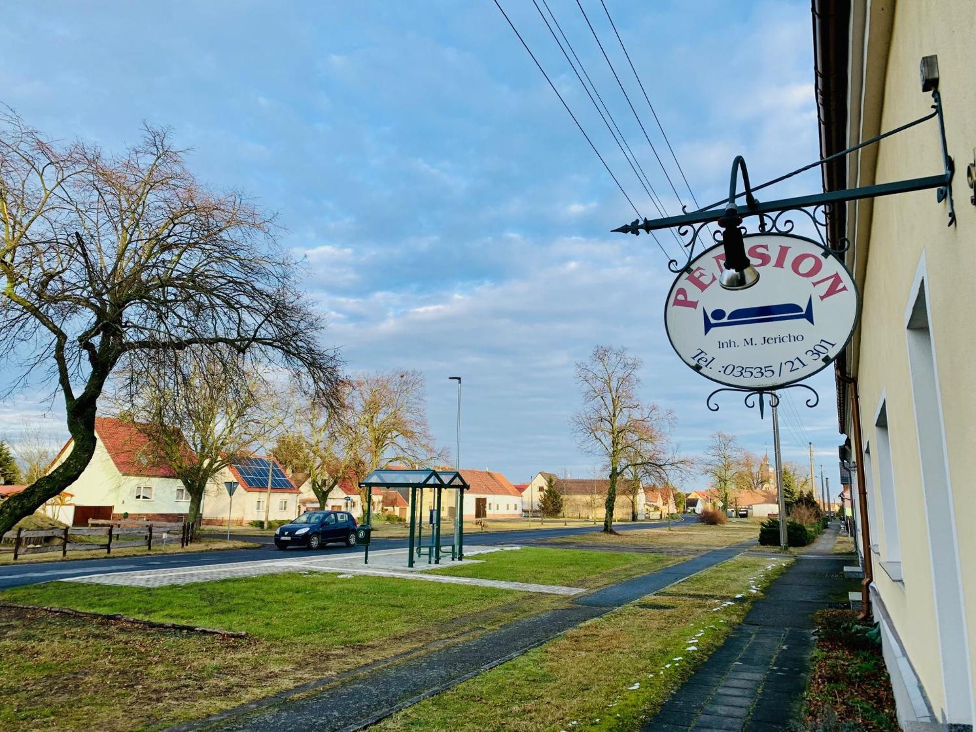 Top-Moderne Ferienwohnung Und Apartments Auf Frueherem Wunderschoenen Bauernhof Im Elbe-Elster-Kreis In Brandenburg Bei Herzberg-Elster, Schoenewalde, Holzdorf Extérieur photo
