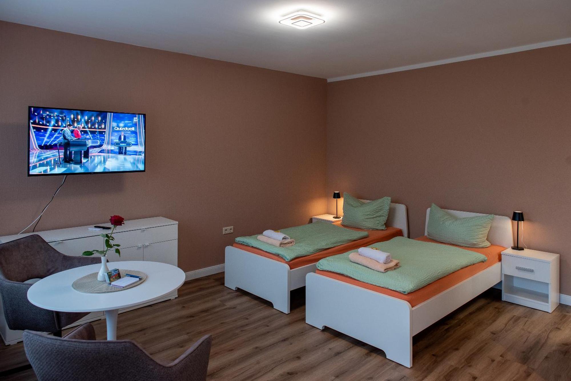Top-Moderne Ferienwohnung Und Apartments Auf Frueherem Wunderschoenen Bauernhof Im Elbe-Elster-Kreis In Brandenburg Bei Herzberg-Elster, Schoenewalde, Holzdorf Extérieur photo