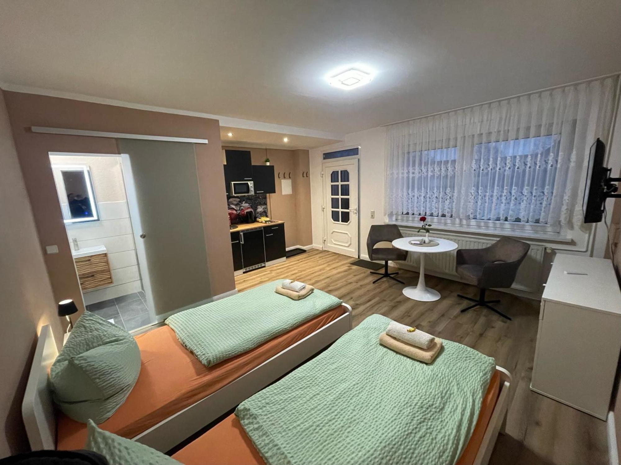 Top-Moderne Ferienwohnung Und Apartments Auf Frueherem Wunderschoenen Bauernhof Im Elbe-Elster-Kreis In Brandenburg Bei Herzberg-Elster, Schoenewalde, Holzdorf Extérieur photo